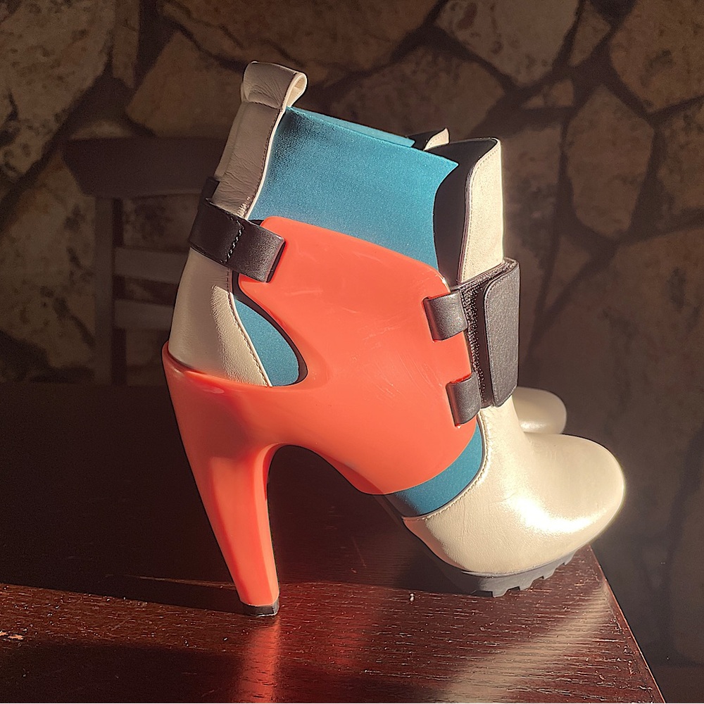 United Nude Heels